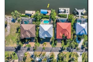 11781 Isle Of Palms Drive, Fort Myers Beach, FL 33931 Sold 05/28/25