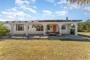 1232 Turkey Creek Lane, Moore Haven, FL 33471 Sold 02/07/25