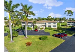 248 Winners Circle, Naples, FL 34112 Sold 02/28/25