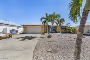 3002 Bracci Drive, St. James City, FL 33956 Sold 05/05/25