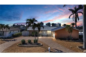 6 Sunview Boulevard, Fort Myers Beach, FL 33931 Sold 12/31/24