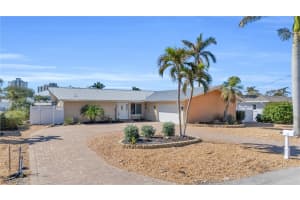 6 Sunview Boulevard, Fort Myers Beach, FL 33931 Sold 12/31/24