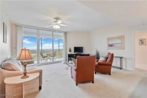1001 Arbor Lake Drive, Naples, FL 34110 - MLS#224096113