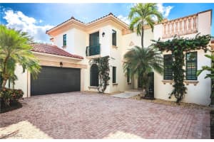 2642 TRILLIUM Way, Naples, FL 34105 Sold 03/20/25