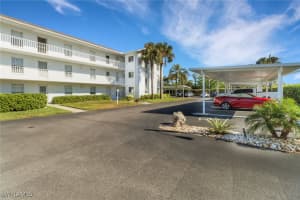 9580 Victoria Lane, Naples, FL 34109 Sold 02/25/25