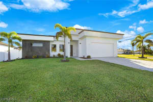 1 36th Avenue, Cape Coral, FL 33993 Sold 03/03/25