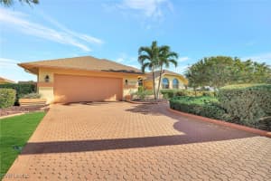 2290 Queens Way, Naples, FL 34112 Sold 01/31/25