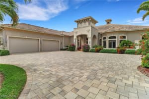 636 Venezia Grande Drive, Naples, FL 34119 Sold 04/04/25