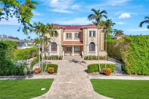 1483 Chesapeake Avenue, Naples, FL 34102 Sold 03/27/25