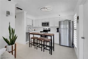 1215 Edington Pl E5, Marco Island