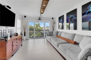 1215 Edington Place, Marco Island, FL 34145 - MLS#224096583