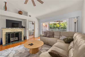 228 Belina Dr 604, Naples