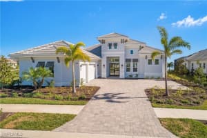 500 Blue Shell Loop, Sarasota