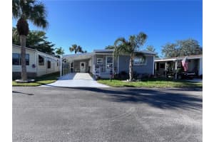 28 Peridot Avenue, Naples, FL 34114 Sold 04/30/25