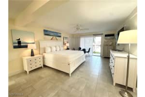 900 Broad Avenue, Naples, FL 34102 Sold 03/26/25