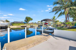 381 Norwood Court, Fort Myers, FL 33919 - MLS#224097025