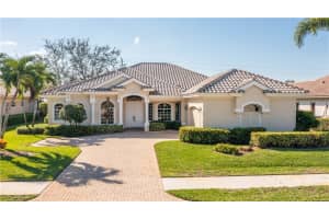 1789 Supreme Court, Naples, FL 34110 - MLS#224097073