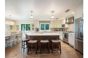 2499 10th Street, Naples, FL 34103 - MLS#224097172