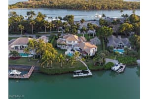 885 Admiralty Parade E, Naples, FL 34102 Sold 03/04/25