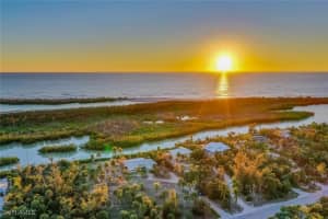 5769 Sanibel Captiva Road, Sanibel, FL 33957 Sold 02/28/25