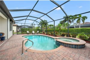 3926 Sapphire Way, Naples