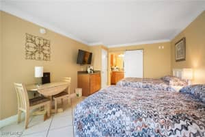 2555 9th Street, Naples, FL 34103 Sold 05/22/25
