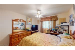 2718 37th Street, Cape Coral, FL 33914 - MLS#224097332