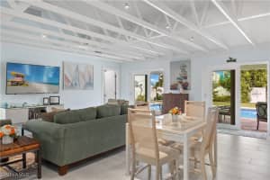 517 110th Avenue, Naples, FL 34108 - MLS#224097403