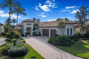 28614 La Caille Dr, Naples