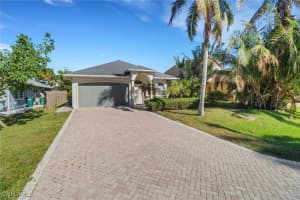555 93rd Avenue, Naples, FL 34108 Sold 05/28/25