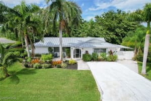 5407 Parker Drive, Fort Myers, FL 33919 Sold 01/31/25