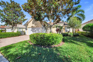 5029 Jarvis Lane, Naples, FL 34119 Sold 02/25/25
