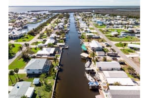 2543 Sanibel Boulevard, St. James City, FL 33956 Sold 03/10/25