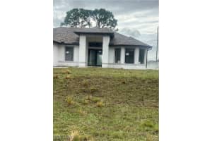 2511 37th Street, Lehigh Acres, FL 33976 Sold 05/20/25