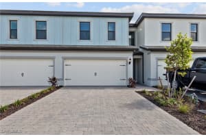 4372 Sonoma Oaks Circle, Naples, FL 34119 Sold 01/27/25