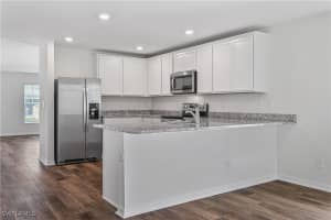 3015 1st Place, Cape Coral, FL 33909 - MLS#224097936