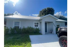 8040 Olive Circle, Labelle, FL 33935 Sold 03/24/25