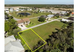 4057 SKYWAY DR LOT#30, Naples, FL 34112-2922 - MLS#224098104