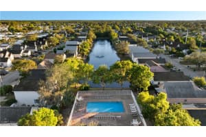 506 Leawood Circle, Naples, FL 34104 Sold 01/22/25
