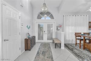 800 Santa Barbara Place, Cape Coral, FL 33991 - MLS#224098241