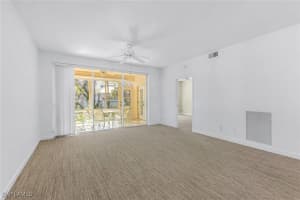 675 Wiggins Lake Drive, Naples, FL 34110 Sold 03/14/25