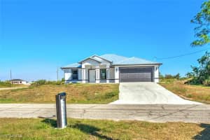 7032 Hero Circle, Labelle, FL 33935 Sold 01/03/25