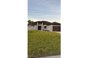 925 8th Terrace, Cape Coral, FL 33993 Sold 06/30/25