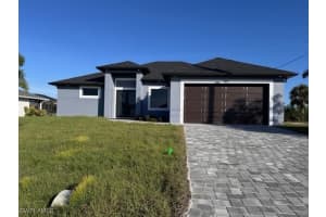 925 8th Terrace, Cape Coral, FL 33993 Sold 06/30/25