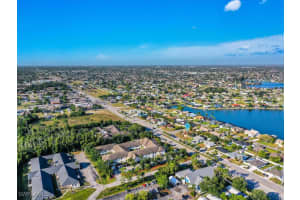 834 Santa Barbara Boulevard, Cape Coral, FL 33991 - MLS#224098540