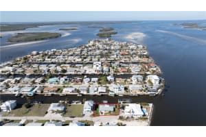 2620 Clyde Street, Matlacha, FL 33993 Sold 06/03/25