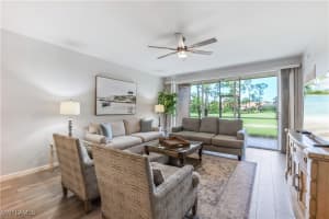 725 Saratoga Circle, Naples, FL 34104 - MLS#224098582