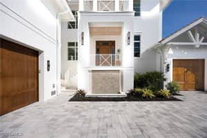 3277 Gordon Drive, Naples, FL 34102 - MLS#224098627