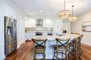 807 Turkey Oak Lane, Naples, FL 34108 - MLS#224098794