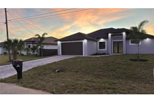 30 13th Place, Cape Coral, FL 33993 Sold 08/14/25